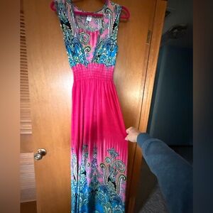 Sleeveless Pink Maxi Dress with Blue Paisley Print